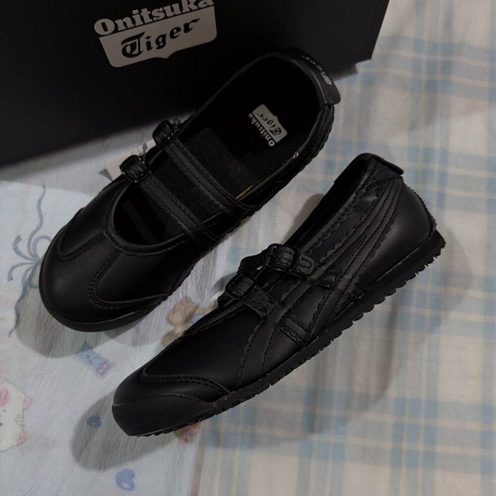 Onitsuka Tiger Black Ballet Flats